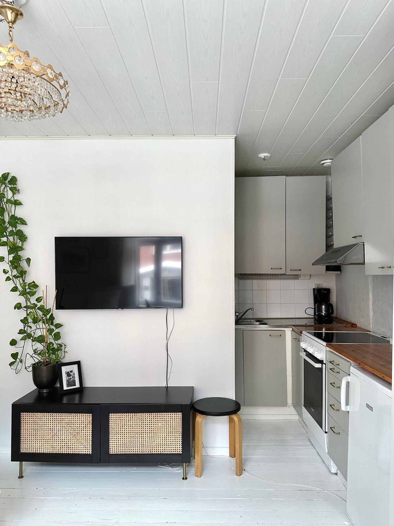 Wooden House Studio With Shared Garden Helsinki Exterior foto